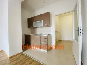 Pronájem bytu 1+kk, Ostrava - Poruba, Opavská, 26 m2