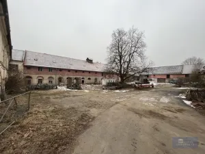 Prodej zemědělského objektu, Pavlov, 20000 m2