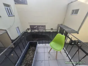 Pronájem bytu 3+kk, Praha - Karlín, Křižíkova, 74 m2