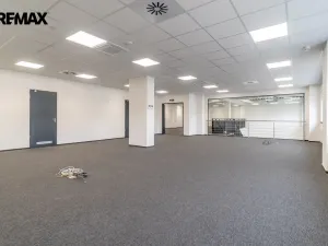 Pronájem obchodního prostoru, Tuchoměřice, 289 m2