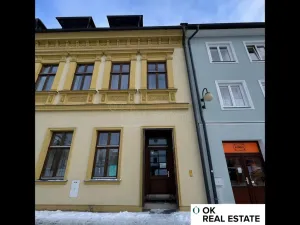 Pronájem bytu 2+1, Rýmařov, náměstí Míru, 77 m2