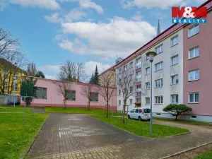 Pronájem bytu 2+1, Cheb, Kasární náměstí, 54 m2