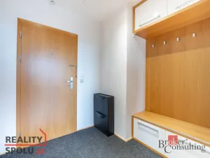 Prodej bytu 3+kk, Pohořelice, Znojemská, 89 m2