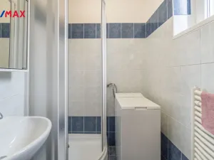 Pronájem bytu 1+kk, Praha - Braník, Jeremenkova, 28 m2