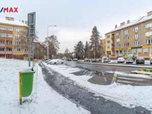 Pronájem bytu 1+kk, Praha - Braník, Jeremenkova, 28 m2