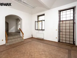 Pronájem obchodního prostoru, Písek, Chelčického, 183 m2