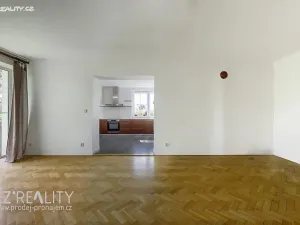 Prodej vily, Praha - Lipence, Na Bambouzku, 300 m2