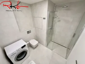 Pronájem bytu 2+kk, Praha, Hodonínská, 55 m2