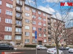 Prodej bytu 3+1, Praha - Vršovice, náměstí Svatopluka Čecha, 74 m2