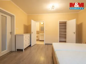Pronájem bytu 2+kk, Karlovy Vary, Moskevská, 49 m2