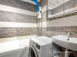 Pronájem bytu 3+kk, Praha, Aubrechtové, 69 m2