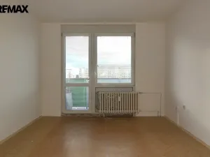 Pronájem bytu 1+kk, Hradec Králové - Nový Hradec Králové, Brožíkova, 35 m2