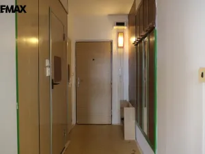 Pronájem bytu 1+kk, Hradec Králové - Nový Hradec Králové, Brožíkova, 35 m2