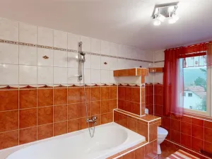 Pronájem rodinného domu, Králův Dvůr - Křižatky, 179 m2