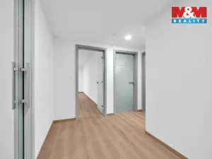 Pronájem bytu 2+kk, Pardubice - Zelené Předměstí, nábřeží Závodu míru, 79 m2