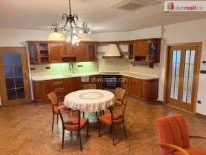 Pronájem bytu 6+kk a větší, Hustopeče, Kosmákova, 160 m2