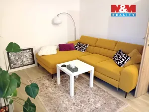 Pronájem skladu, Dvůr Králové nad Labem, Dr. Kramáře, 68 m2