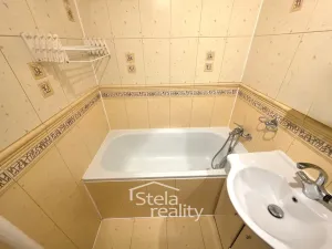 Prodej bytu 3+1, Bruntál, Jiráskova, 63 m2