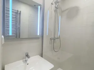 Pronájem bytu 4+1, Praha - Záběhlice, Střimelická, 86 m2