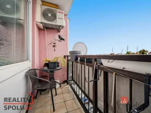 Prodej bytu 2+1, Hradec Králové - Nový Hradec Králové, třída Edvarda Beneše, 70 m2