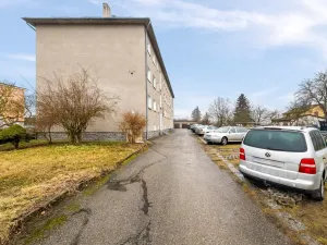 Prodej bytu 3+1, Bystřice, U Stadionu, 58 m2