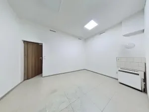 Pronájem obchodního prostoru, Jihlava, Žižkova, 50 m2