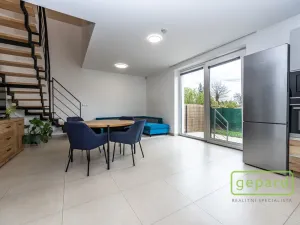 Prodej rodinného domu, Káraný, Masarykova, 123 m2