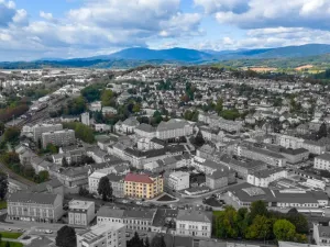 Pronájem bytu 2+kk, Trutnov - Střední Předměstí, Libušinka, 50 m2