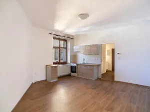 Pronájem bytu 2+kk, Trutnov - Střední Předměstí, Libušinka, 50 m2