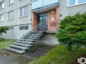 Prodej bytu 1+1, Hradec Králové, Sezemická, 32 m2