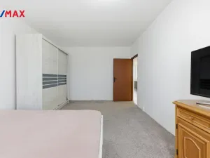 Prodej bytu 3+1, Sokolov, Švabinského, 75 m2