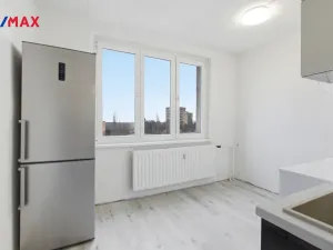 Prodej bytu 3+1, Sokolov, Švabinského, 75 m2