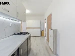 Prodej bytu 3+1, Sokolov, Švabinského, 75 m2