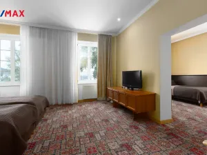 Prodej ubytování, Karlovy Vary, Na Vyhlídce, 1580 m2