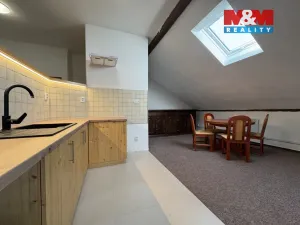 Pronájem kanceláře, Bechyně, Písecká, 14 m2