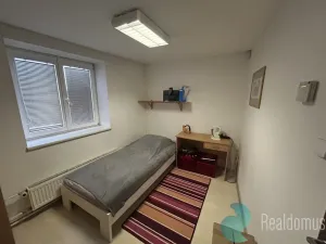 Pronájem komerční nemovitosti, České Budějovice - České Budějovice 2, Husova tř., 300 m2