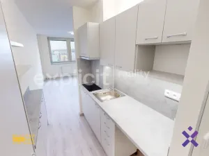 Pronájem bytu 1+kk, Zlín, Kvítková, 29 m2