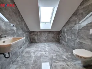 Prodej bytu 2+1, Lochovice, 64 m2