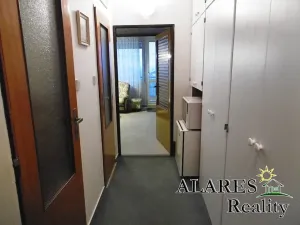 Pronájem bytu 3+kk, Praha - Prosek, Pískovcová, 70 m2