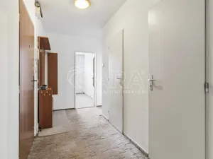 Pronájem bytu 3+kk, Praha - Kobylisy, Havlínova, 57 m2