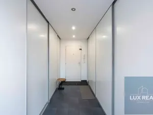 Prodej atypického bytu, Mikulov, Komenského, 164 m2