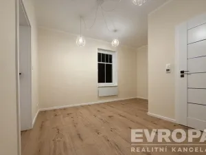 Prodej bytu 2+kk, Děčín - Děčín XIX-Čechy, Sněžnická, 34 m2