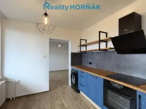 Prodej bytu 4+1, Stádlec, 83 m2