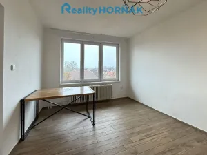Prodej bytu 4+1, Stádlec, 83 m2