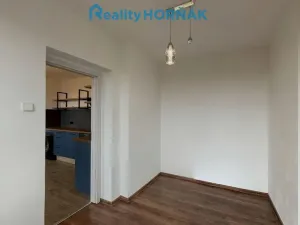 Prodej bytu 4+1, Stádlec, 83 m2