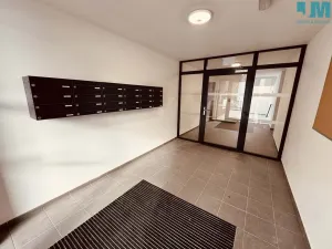 Pronájem bytu 2+kk, Jihlava, Heidenheimská, 54 m2