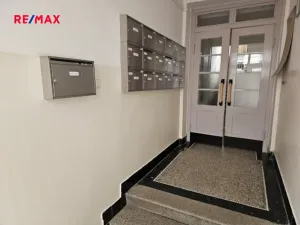 Pronájem bytu 1+kk, Kladno, Čermákova, 30 m2