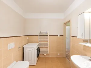Prodej bytu 3+kk, Praha, Břežánecká, 84 m2
