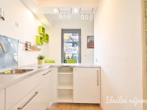 Pronájem bytu 2+kk, Brno, Mojmírovo náměstí, 44 m2