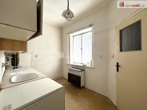 Prodej bytu 1+1, Aš, Tovární, 35 m2